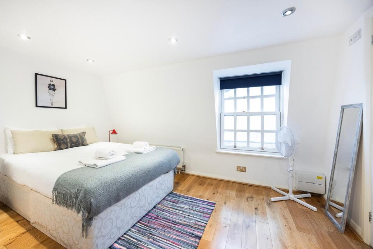 Apartamento Near Kings Cross,2bd Private Balcony, Easy Grocery *